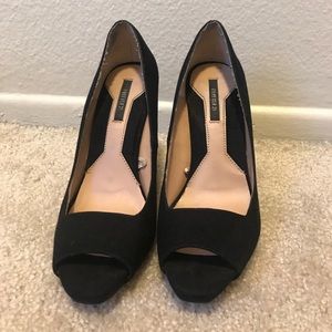 Great work heels, faux suede